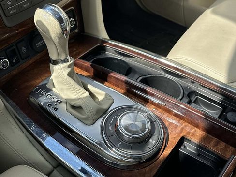 Used 2015 INFINITI QX80 4WD image 35