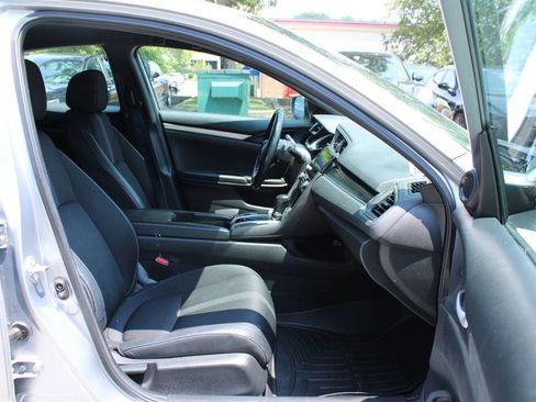 Used 2019 Honda Civic Sport image 30