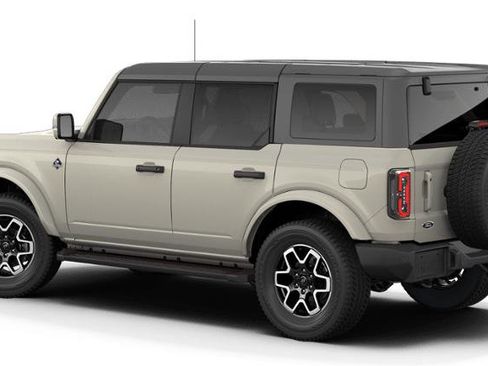 New 2026 Ford Bronco Outer Banks AWD/4WD image 2