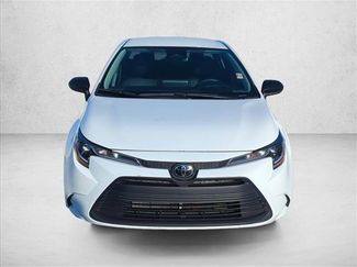 Used 2025 Toyota Corolla LE FWD video 2