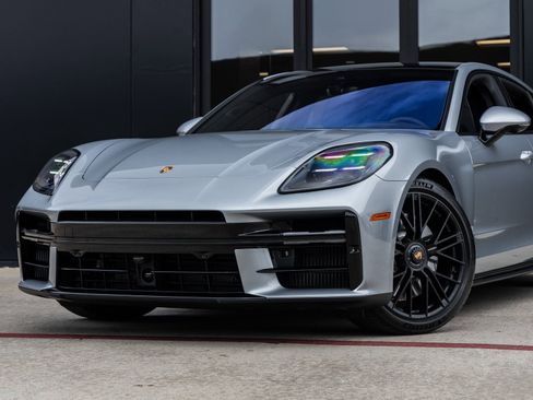 New 2026 Porsche Panamera GTS image 7