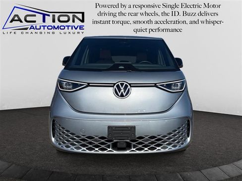 Used 2025 Volkswagen ID. Buzz Pro S image 3