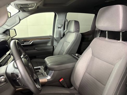 Used 2025 Chevrolet Silverado 1500 LT Trail Boss w/ Convenience Package II image 25