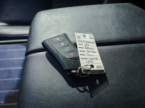 Used 2023 Lexus GX 460 Luxury image 30