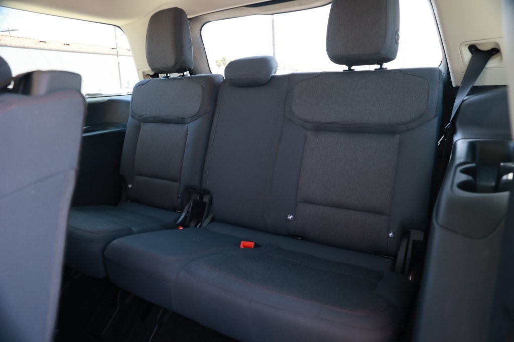Used 2025 Ford Expedition Active RWD image 37
