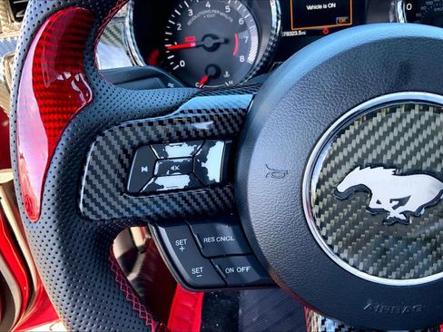 Certified 2018 Ford Mustang Convertible w/ Equipment Group 101A image 19