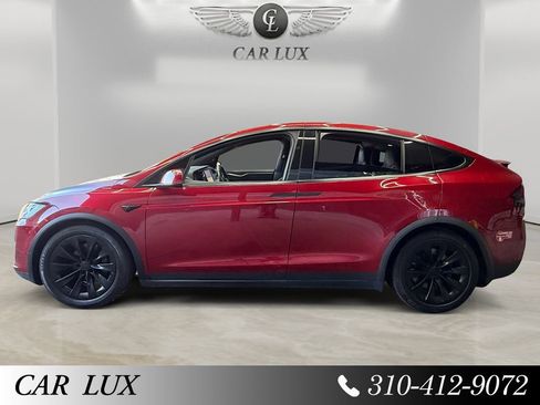 Used 2017 Tesla Model X 75D AWD/4WD image 2