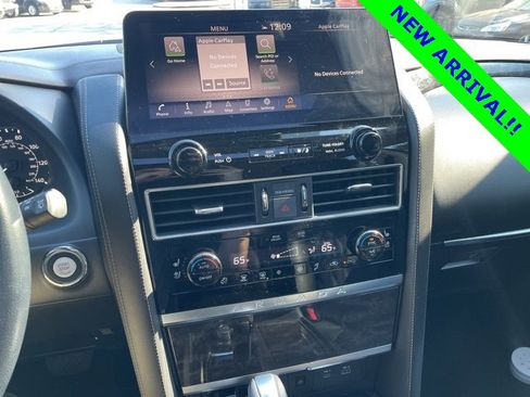 Used 2022 Nissan Armada Platinum w/ Captain's Chairs Package image 11