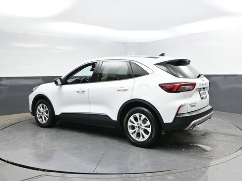 Used 2023 Ford Escape Active FWD image 9