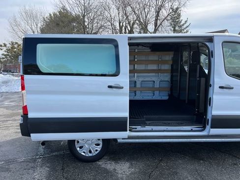 Used 2024 Ford Transit 250 Low Roof w/ Exterior Upgrade Package image 29