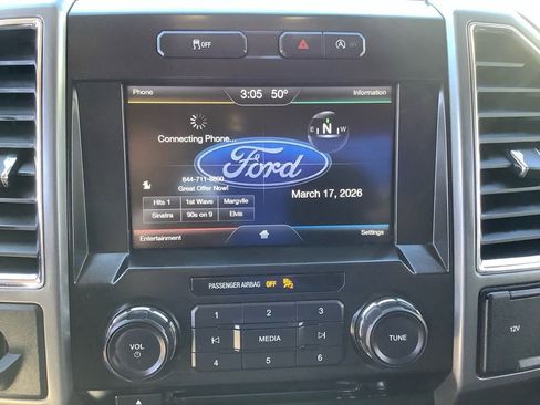 Used 2015 Ford F150 XLT w/ Equipment Group 302A Luxury image 11
