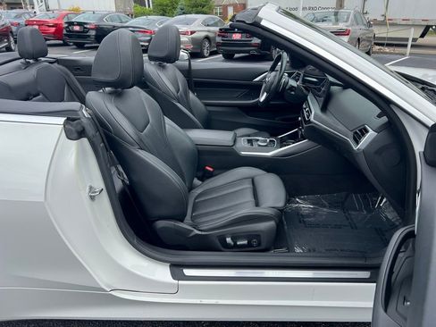 Used 2024 BMW 430i Convertible RWD image 25
