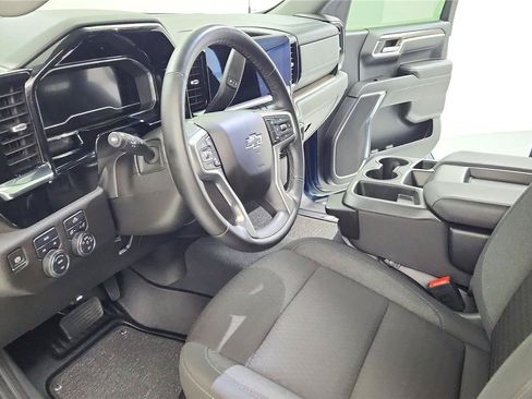 Used 2024 Chevrolet Silverado 1500 RST w/ Protection Package AWD/4WD image 9