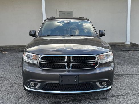 Used 2019 Dodge Durango SXT image 2