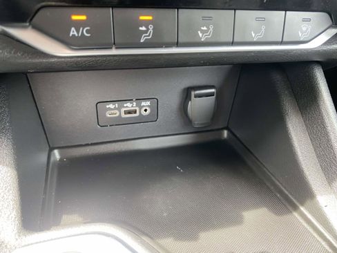 Used 2023 Nissan Sentra SV FWD image 26