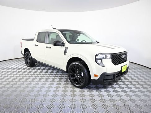 Used 2025 Ford Maverick XLT w/ Black Appearance Package AWD/4WD image 10