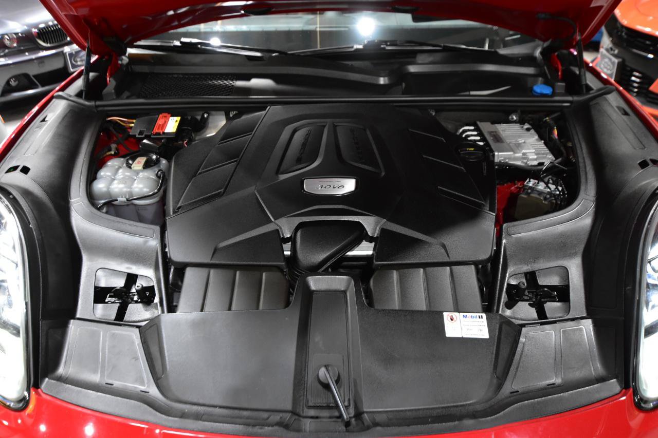 Used 2021 Porsche Cayenne AWD/4WD image 51