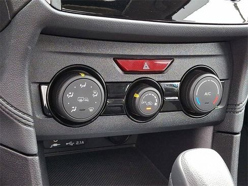 Used 2022 Subaru Impreza Premium image 17