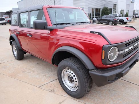 New 2025 Ford Bronco 4-Door AWD/4WD image 1