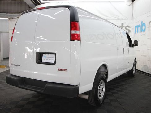 Used 2023 GMC Savana 2500 Extended RWD image 7