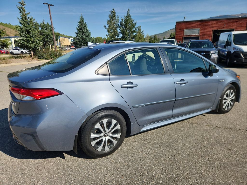Used 2020 Toyota Corolla LE w/ Body Protection Package FWD image 5