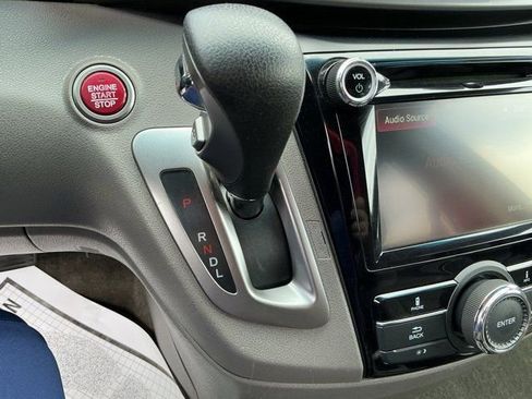 Used 2014 Honda Odyssey EX image 22