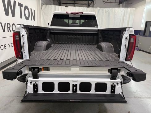 New 2026 GMC Sierra 2500 Denali w/ Denali Reserve Package AWD/4WD image 34