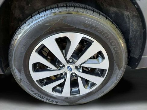 Used 2023 Subaru Outback Wagon 4D image 32