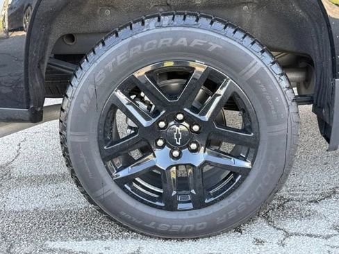 Used 2025 Chevrolet Silverado 1500 RST w/ RST All Star Premium Package AWD/4WD image 17