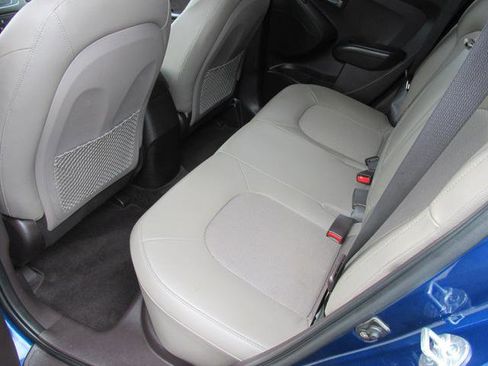 Used 2015 Hyundai Tucson GLS w/ Option Group 02 AWD/4WD image 10