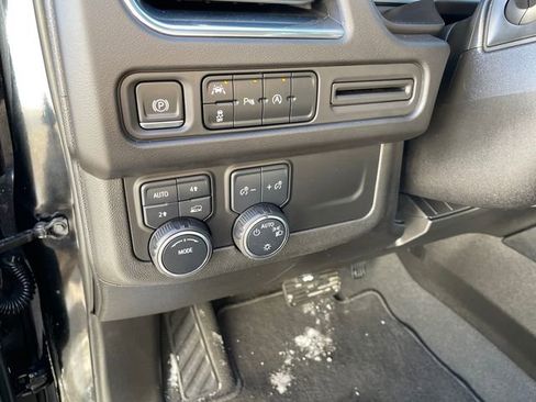 Used 2023 Chevrolet Tahoe LT image 30