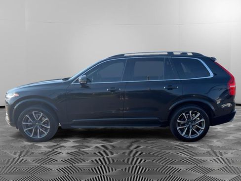 Used 2018 Volvo XC90 T6 Momentum w/ Convenience Package AWD/4WD image 4