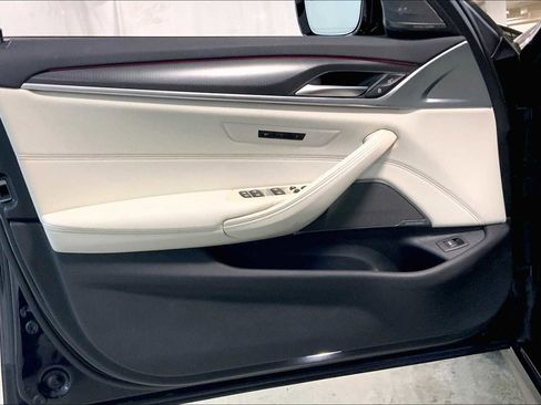 Certified 2023 BMW 540i xDrive w/ Dynamic Handling Package image 21