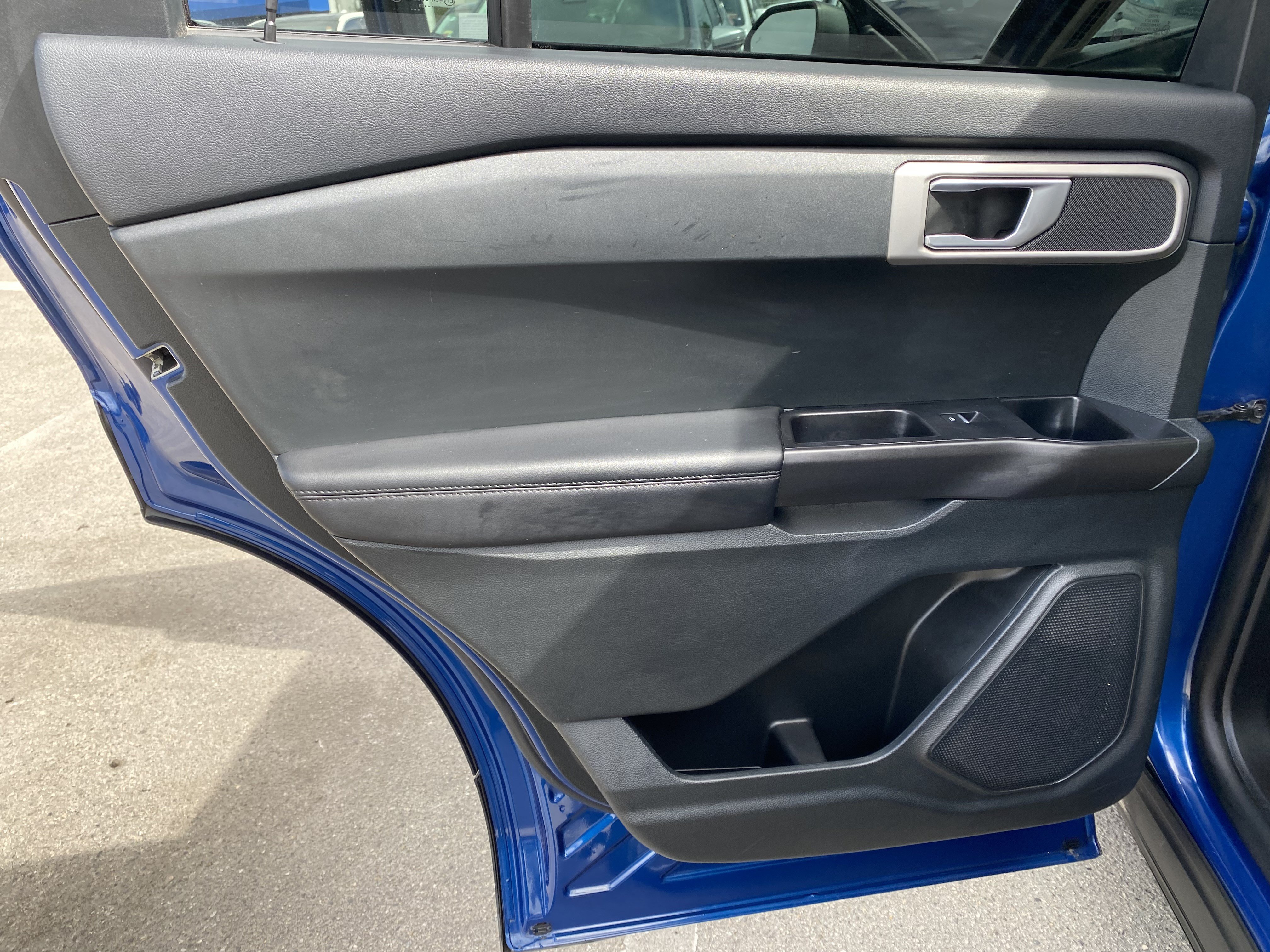Used 2023 Ford Explorer 2WD image 17