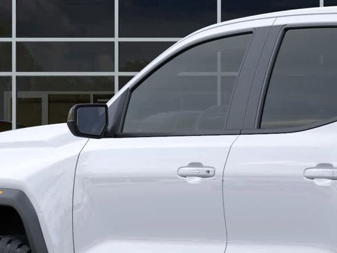 New 2026 GMC Canyon Elevation w/ Convenience Package image 12