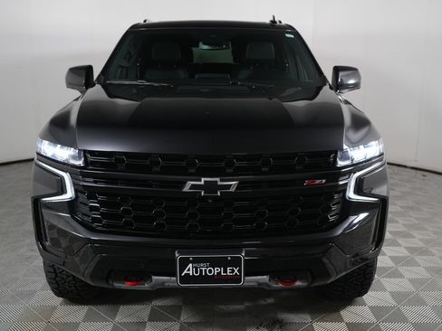 Used 2024 Chevrolet Tahoe Z71 w/ Luxury Package AWD/4WD image 2