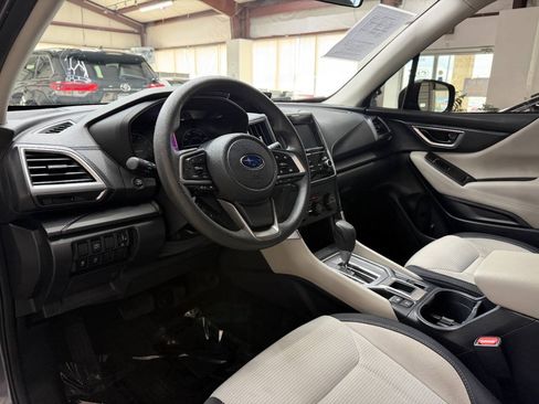Used 2023 Subaru Forester AWD/4WD image 19