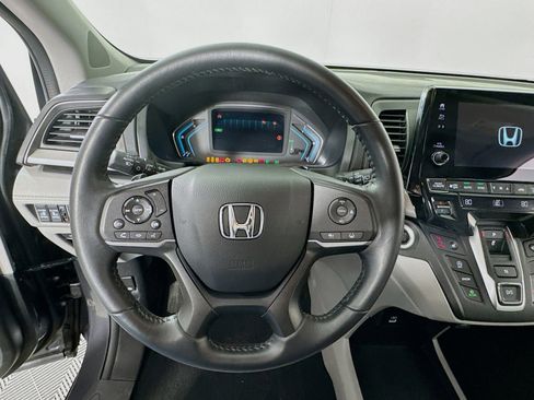 Used 2023 Honda Odyssey EX-L image 13