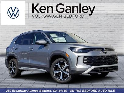 New 2025 Volkswagen Tiguan SE