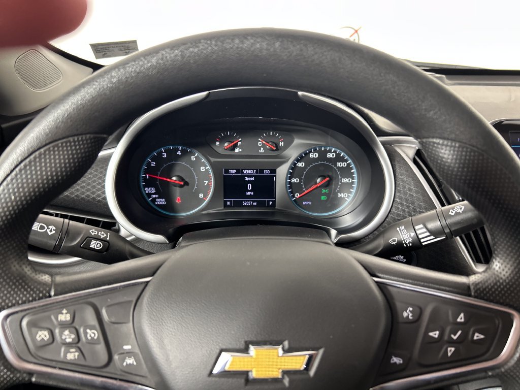 Used 2025 Chevrolet Malibu LT FWD image 13