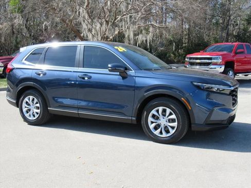 Used 2024 Honda CR-V LX image 2