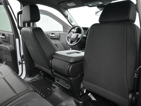 Used 2024 GMC Sierra 1500 Pro w/ Convenience Package image 29