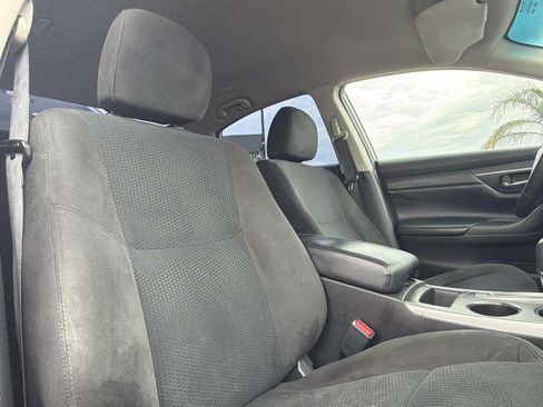 Used 2015 Nissan Altima 2.5 SV FWD image 28