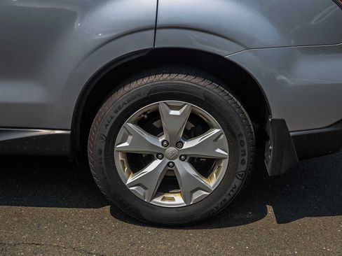 Used 2016 Subaru Forester 2.5i Premium AWD/4WD image 10