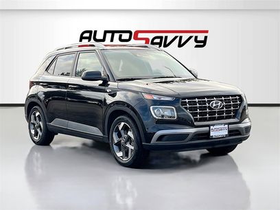 Used 2022 Hyundai Venue SEL w/ Cargo Package