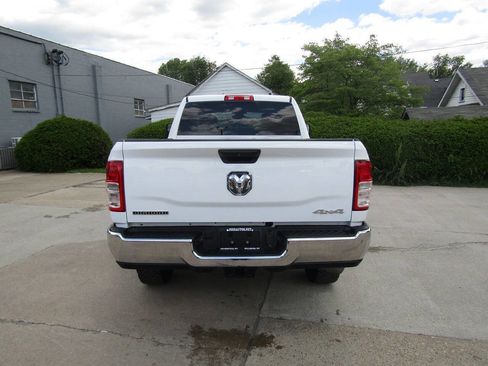Used 2024 RAM 2500 Big Horn w/ Off Road Package AWD/4WD image 6
