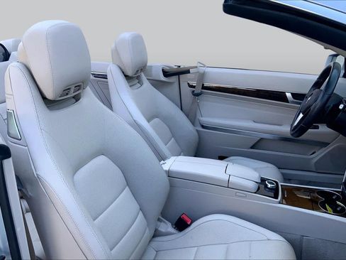 Used 2017 Mercedes-Benz E 400 Cabriolet image 9