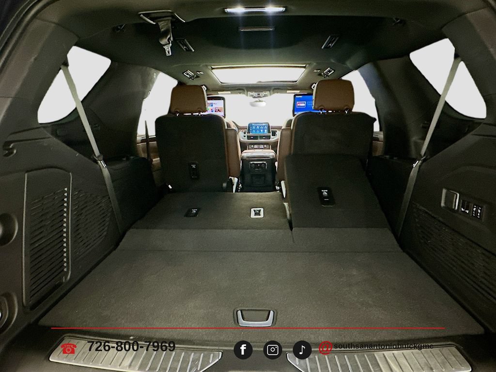Used 2024 Chevrolet Tahoe High Country w/ Advanced Technology Package RWD image 30