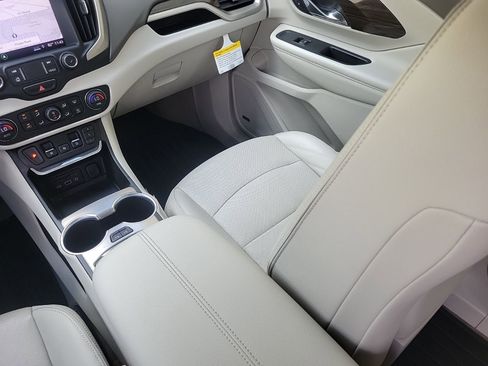 Used 2020 GMC Terrain Denali w/ Denali Premium Package image 24