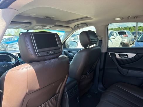 Used 2012 INFINITI FX35 AWD w/ Premium Pkg image 10